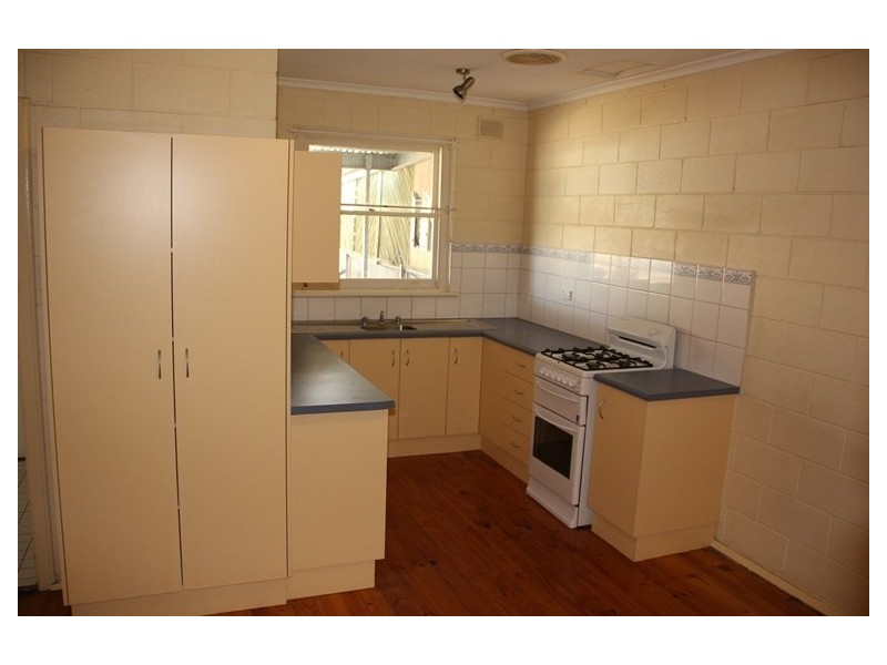 25 Yongala Street, Taperoo SA 5017