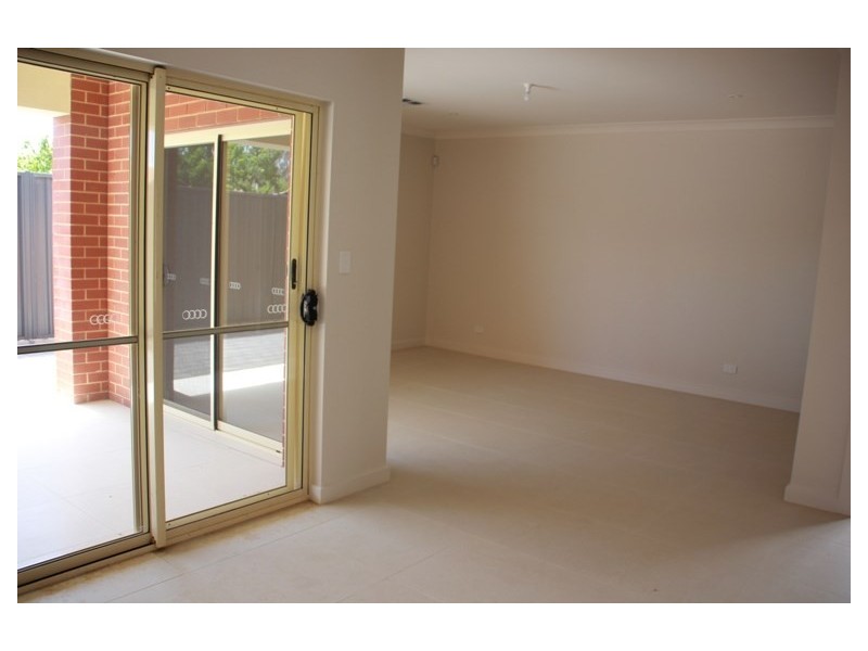 UNIT 2/445 Grange Road, Seaton SA 5023