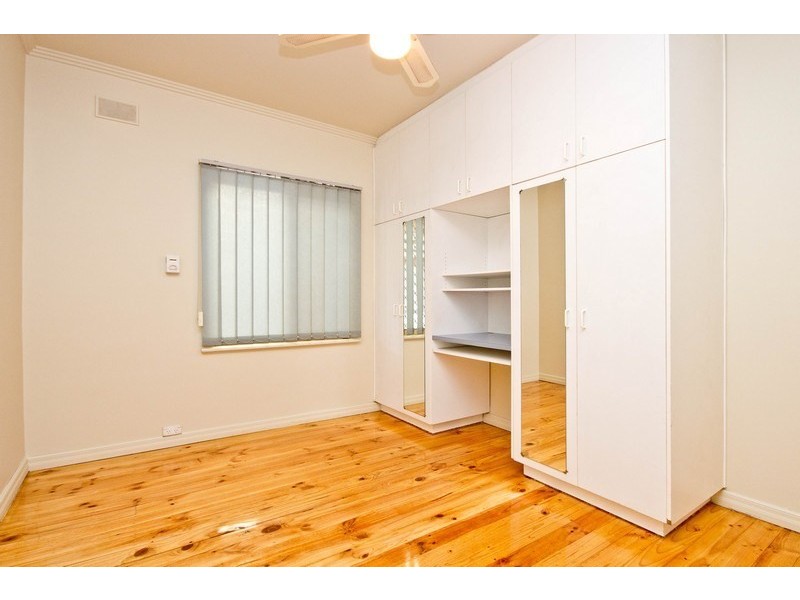 26 Kingborn Avenue, Seaton SA 5023