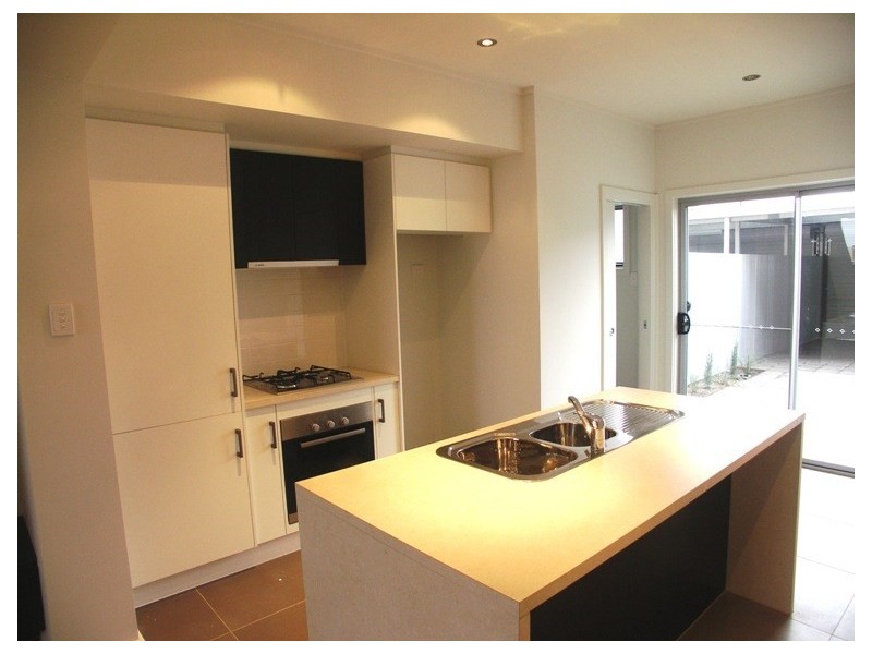 27 Mann Drive, Brompton SA 5007