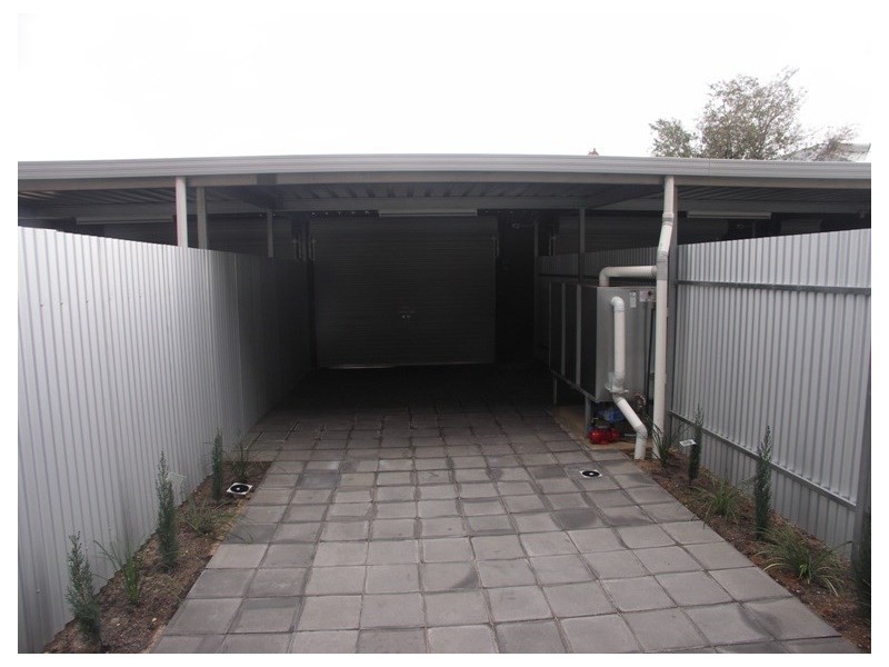 27 Mann Drive, Brompton SA 5007