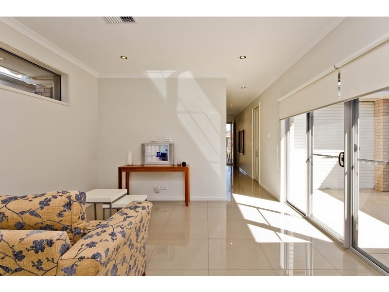 2a Young Street, Findon SA 5023