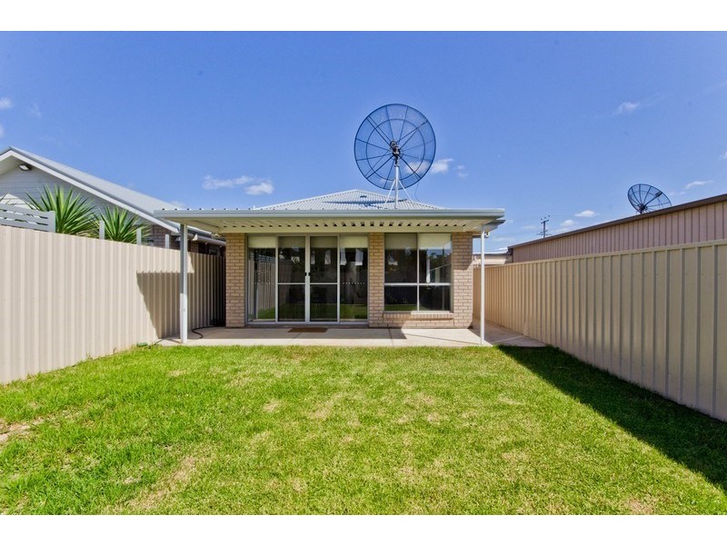 2a Young Street, Findon SA 5023