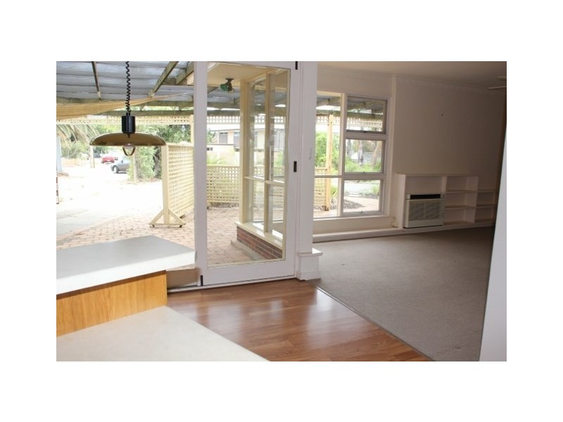 9 Shirley Crescent, West Beach SA 5024