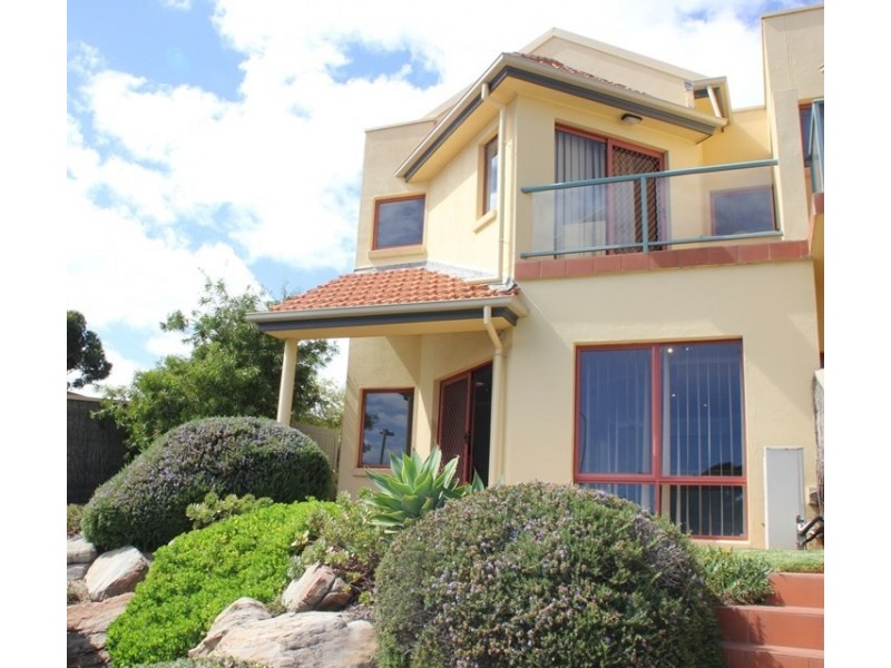 17/157 Brebner Drive, West Lakes SA 5021