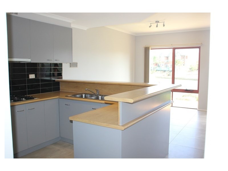 17/157 Brebner Drive, West Lakes SA 5021