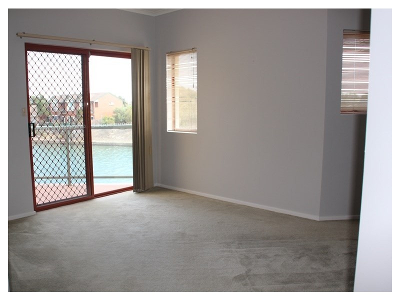 17/157 Brebner Drive, West Lakes SA 5021