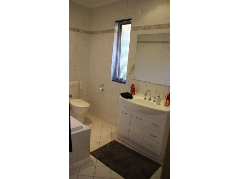 7 Broadmore Avenue, Fulham SA 5024