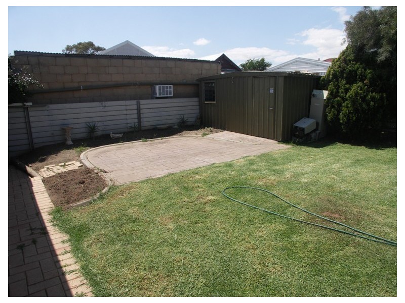 99 Maple Avenue, Royal Park SA 5014