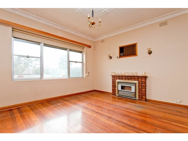 63 Overland Road, Croydon Park SA 5008