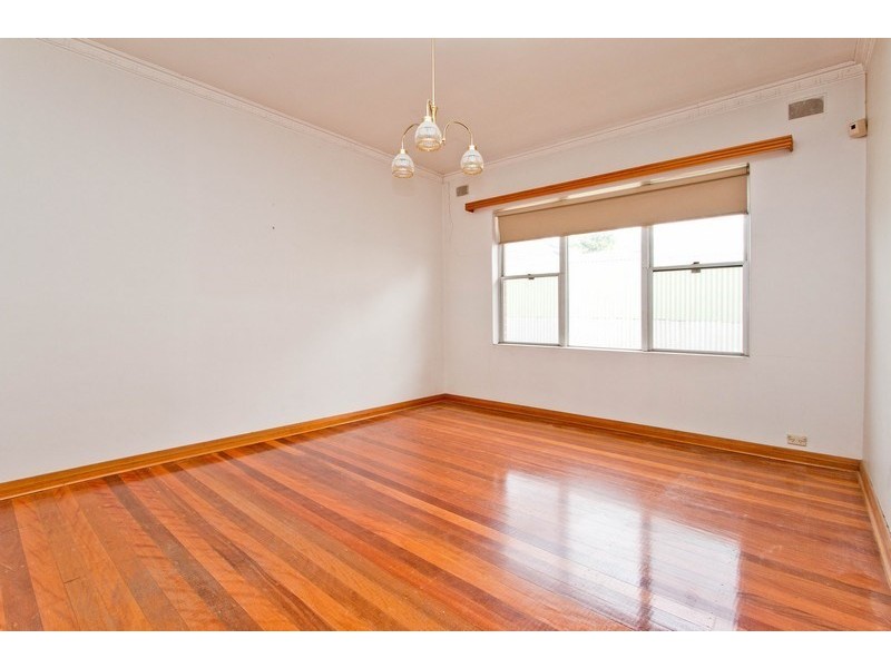 63 Overland Road, Croydon Park SA 5008