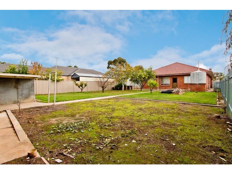 63 Overland Road, Croydon Park SA 5008