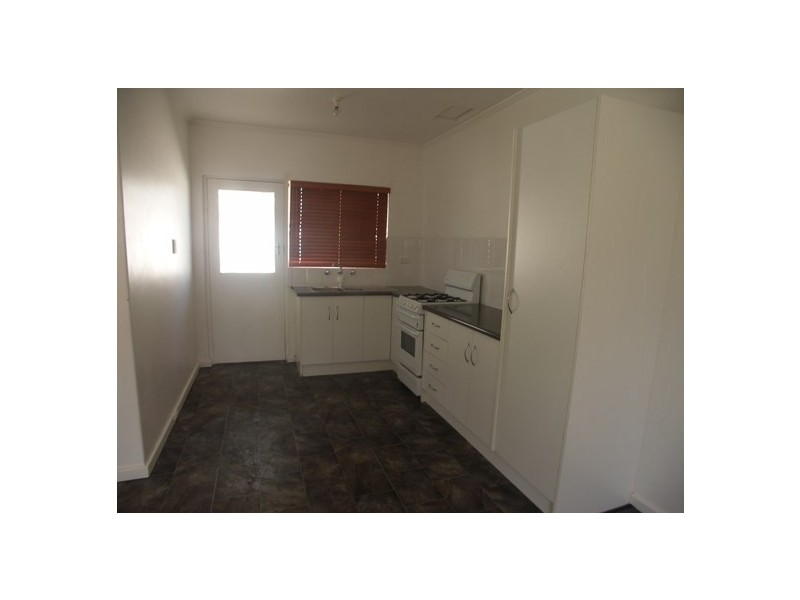 2/370 Tapleys Hill Road, Seaton SA 5023