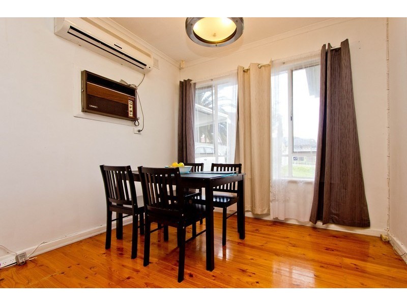 4 Loral Street, Para Hills SA 5096