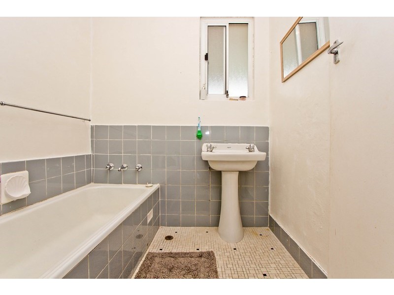 4 Loral Street, Para Hills SA 5096