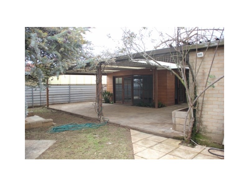 7 Raymond Avenue, Seaton SA 5023