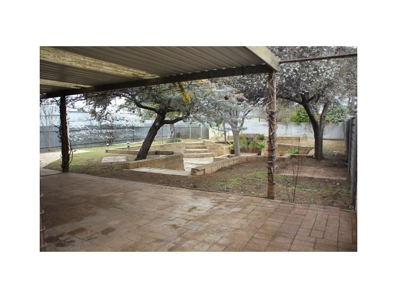 7 Raymond Avenue, Seaton SA 5023
