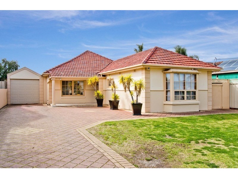 17 Douglas Street, Flinders Park SA 5025