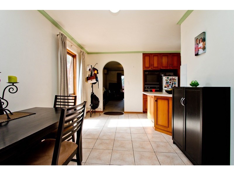 2/166 Trimmer Parade, Seaton SA 5023