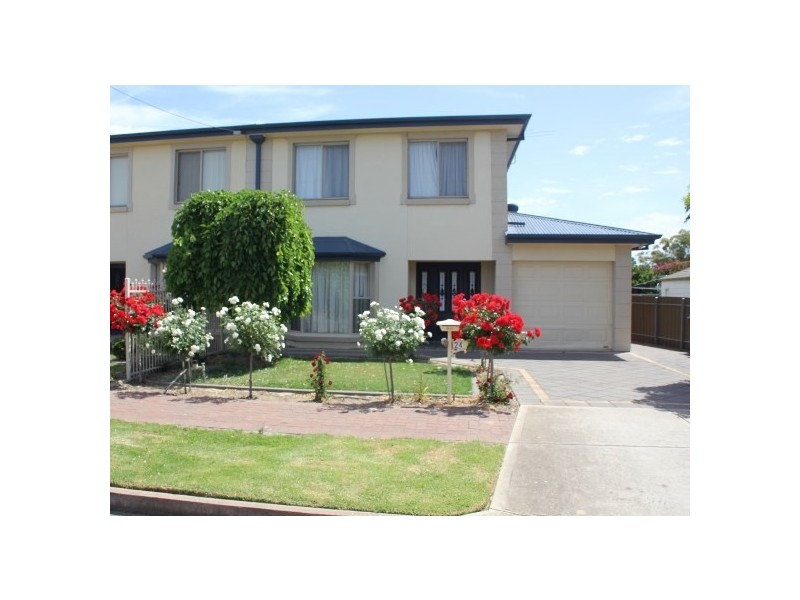 24 Yorketown Crescent, Henley Beach South SA 5022