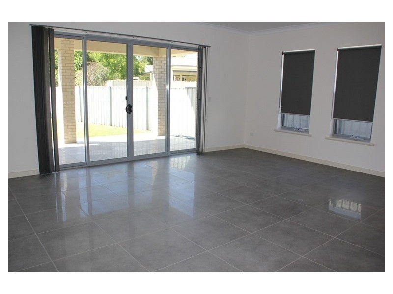 36a Hoskins Avenue, Kidman Park SA 5025