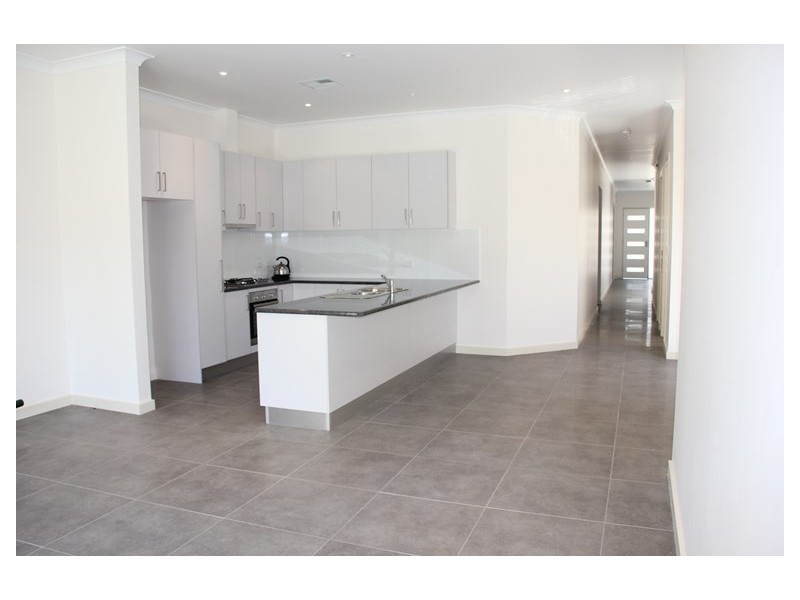 36a Hoskins Avenue, Kidman Park SA 5025