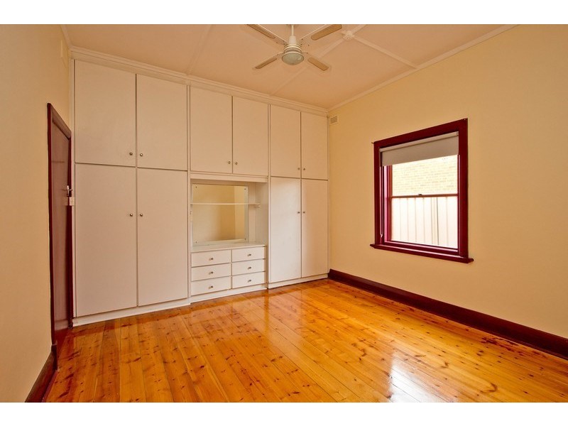 26 Wodonga Street, Beverley SA 5009