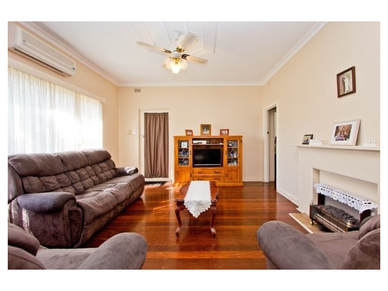 93 East Terrace, Henley Beach SA 5022