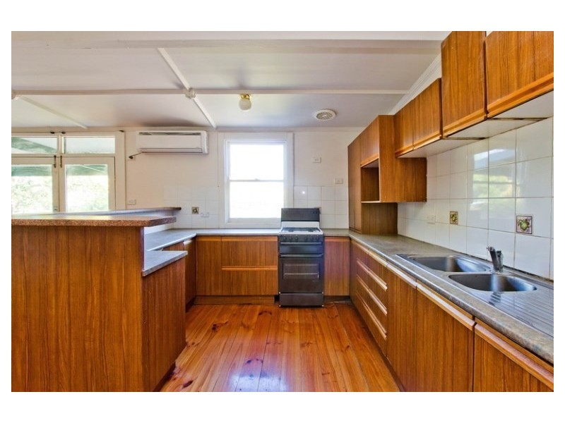 18 Attrill Avenue, Hilton SA 5033