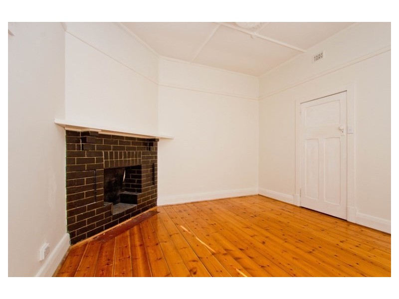 18 Attrill Avenue, Hilton SA 5033