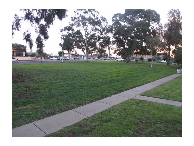 1/1 Leven Avenue, Seaton SA 5023