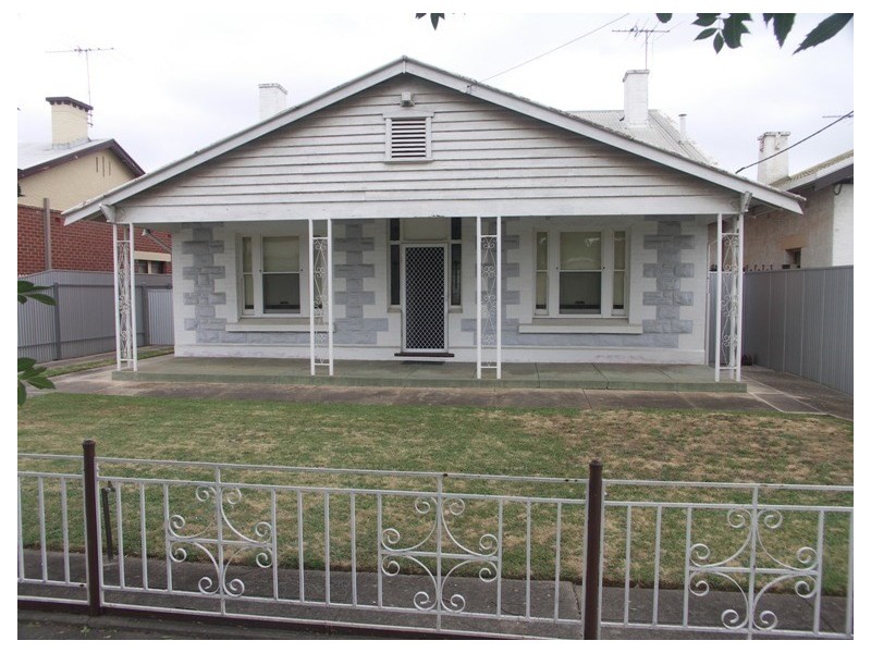 74 WINDSOR Avenue, Woodville SA 5011