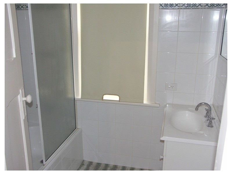 74 WINDSOR Avenue, Woodville SA 5011