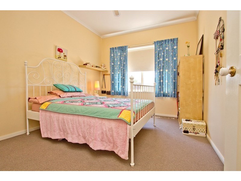 15 Lincoln Avenue, Fulham Gardens SA 5024