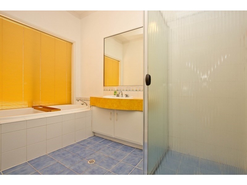 15 Lincoln Avenue, Fulham Gardens SA 5024