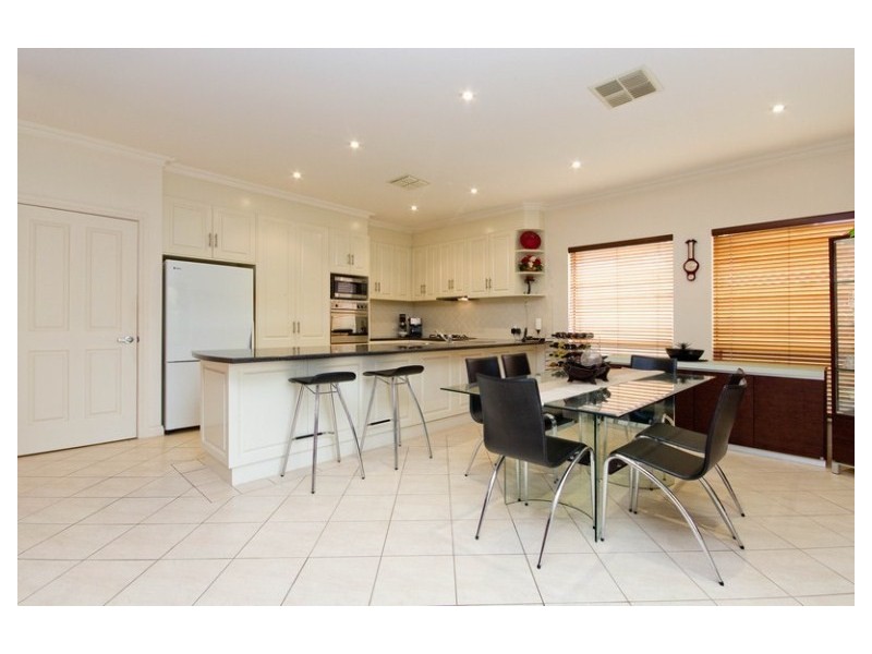 2a Fraser Street, Henley Beach South SA 5022