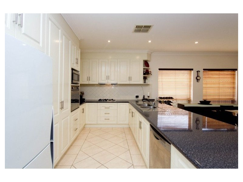 2a Fraser Street, Henley Beach South SA 5022