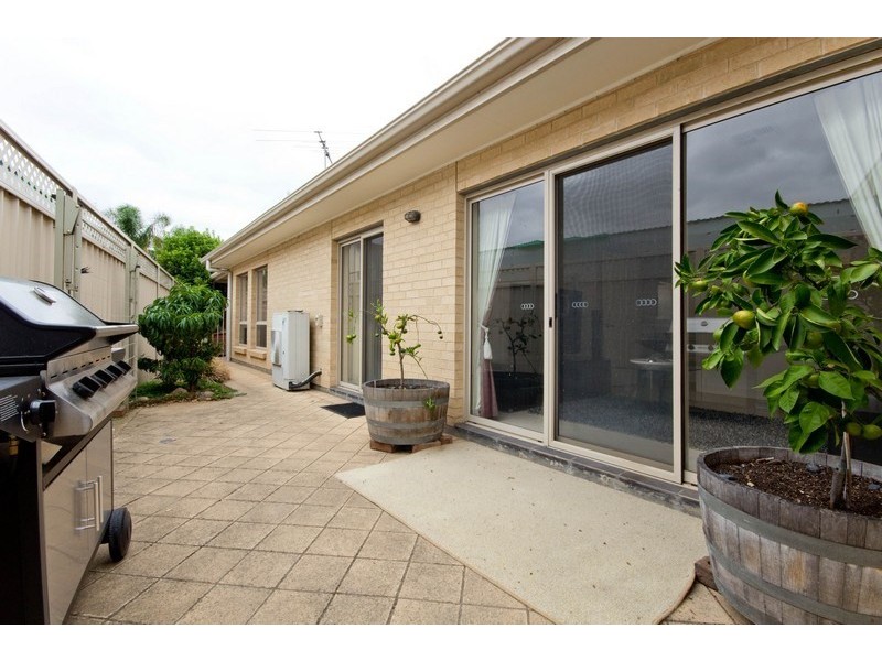 2a Fraser Street, Henley Beach South SA 5022