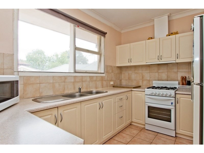 13 Cheryl Avenue, Valley View SA 5093