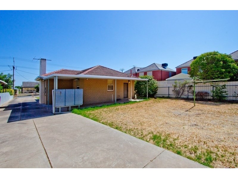 22 Byron Avenue, Clovelly Park SA 5042