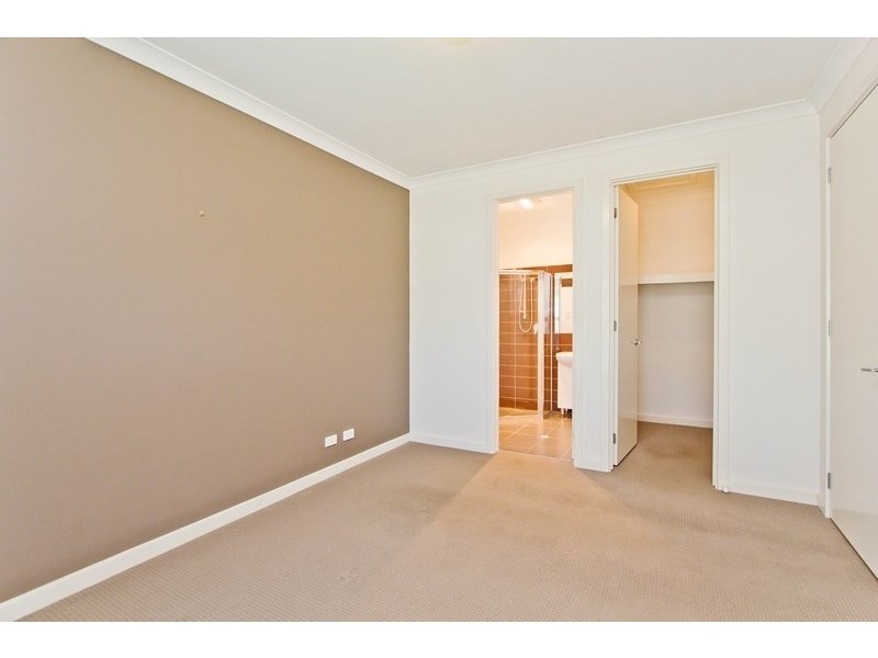 30 Pioneer Street, Seaton SA 5023