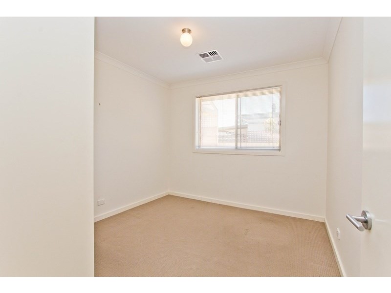 30 Pioneer Street, Seaton SA 5023