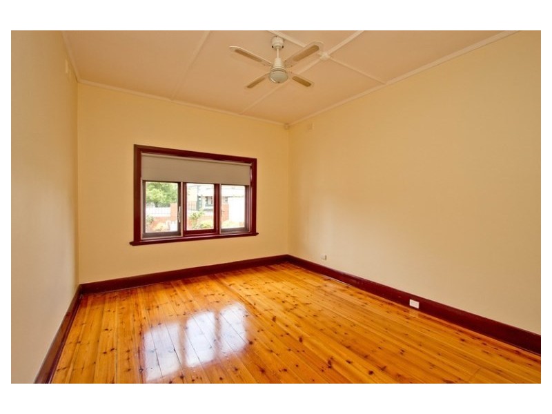 26 Wodonga Street, Beverley SA 5009