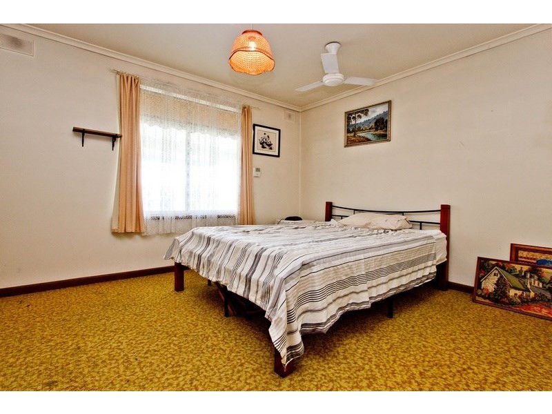 6 Hoylake Crescent, West Lakes SA 5021