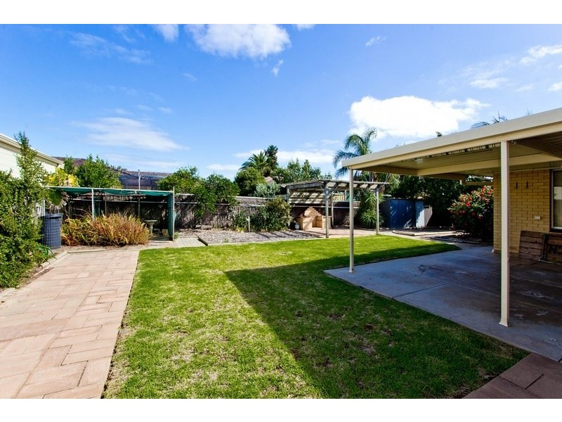 6 Hoylake Crescent, West Lakes SA 5021