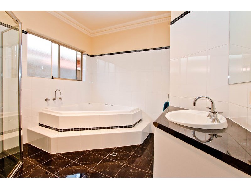 3a Lanark Avenue, Seaton SA 5023