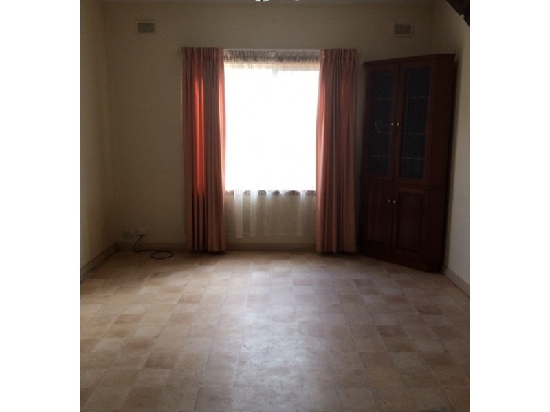 1 Falkirk Avenue, Seaton SA 5023