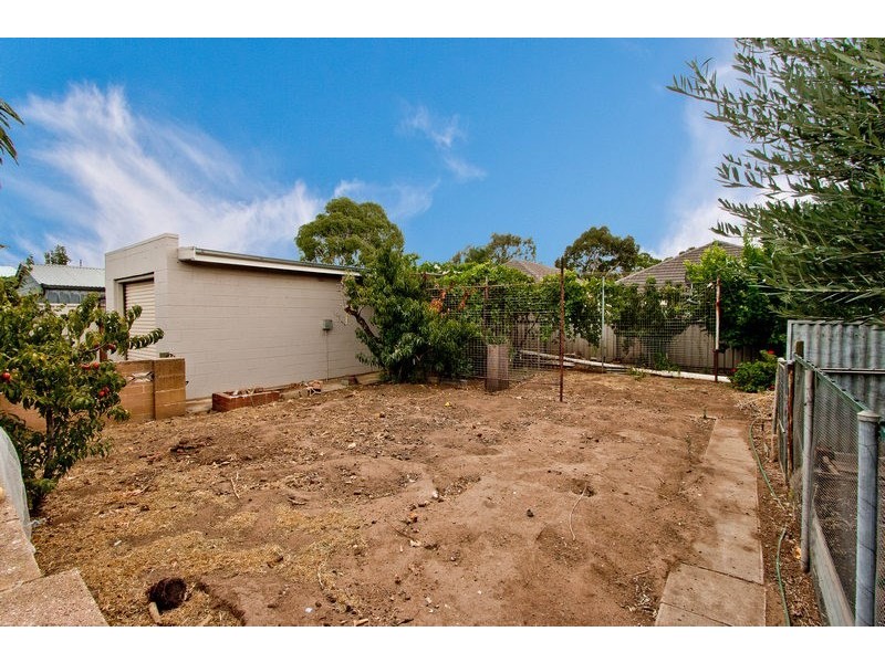 537 Grange Road, Seaton SA 5023