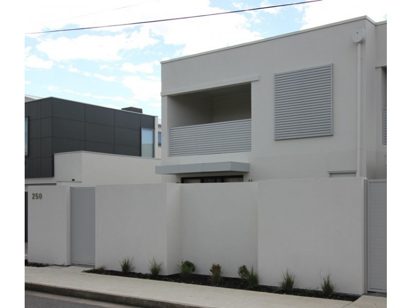 3/250 Military Road, Henley Beach SA 5022