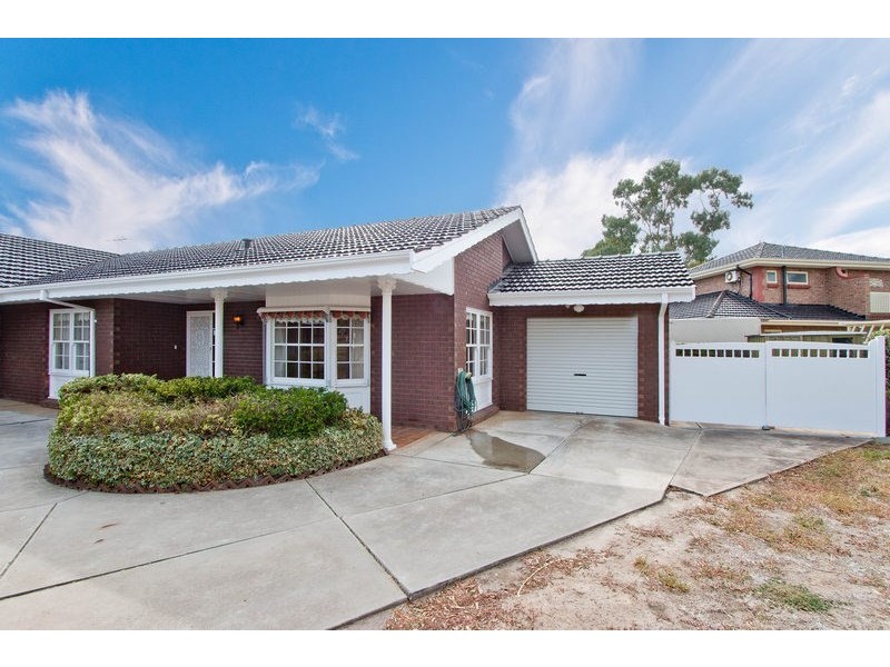 2/49 Heysen Crescent, West Lakes Shore SA 5020